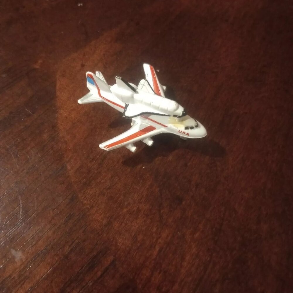 1987 Galoob Micro Machines Boeing 747 - mini Shuttle transport B SYD 4